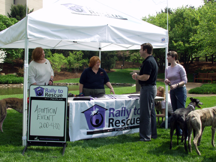 http://www.dobermanrescuegroup.org/common_images/event_kit_low.jpg